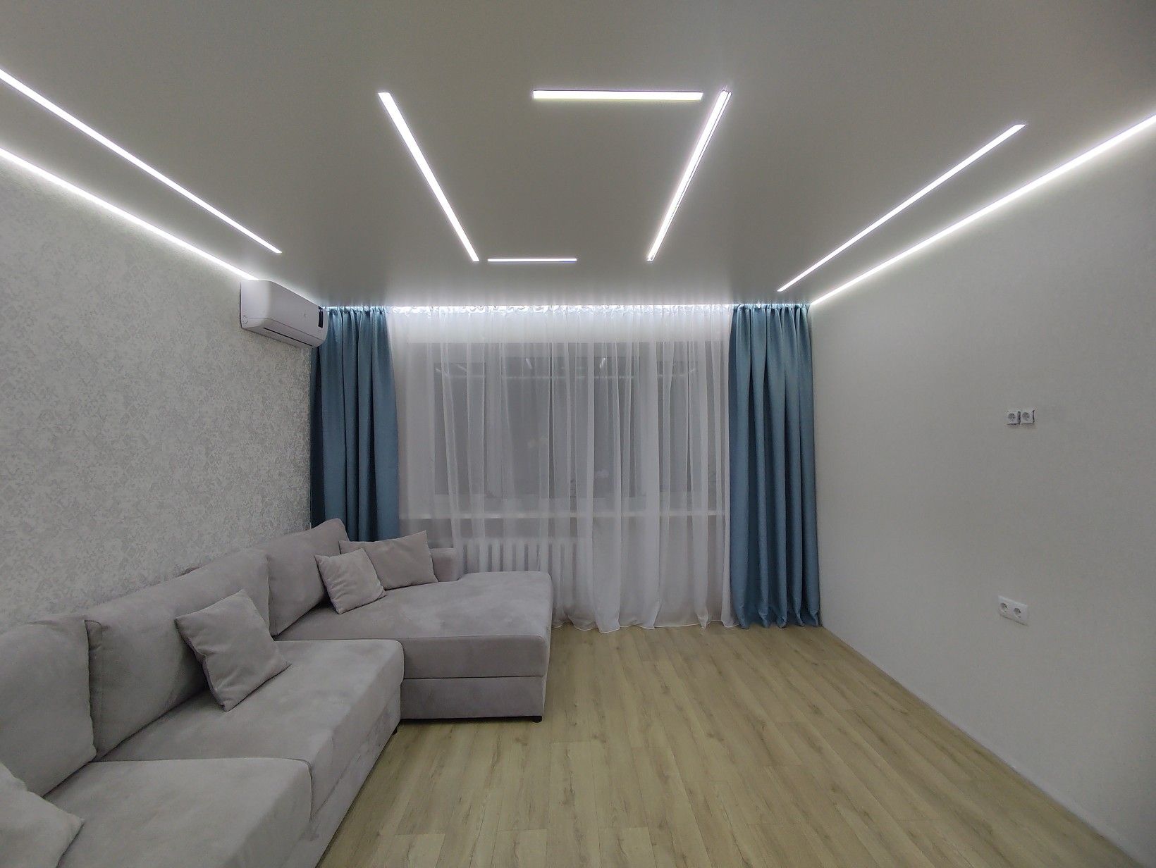 Сатиновый натяжной потолок